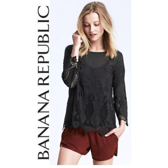 BANANA REPUBLIC - Beautiful black lace hem top (silk & cotton) - Picture 1 of 8